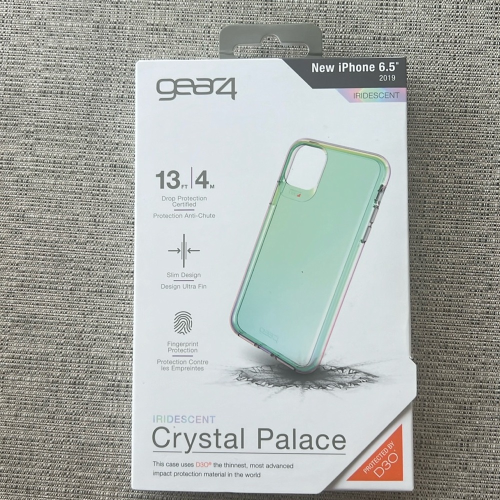 GEAR4 Iridescent Crystal Palace iPhone 6.5” Case